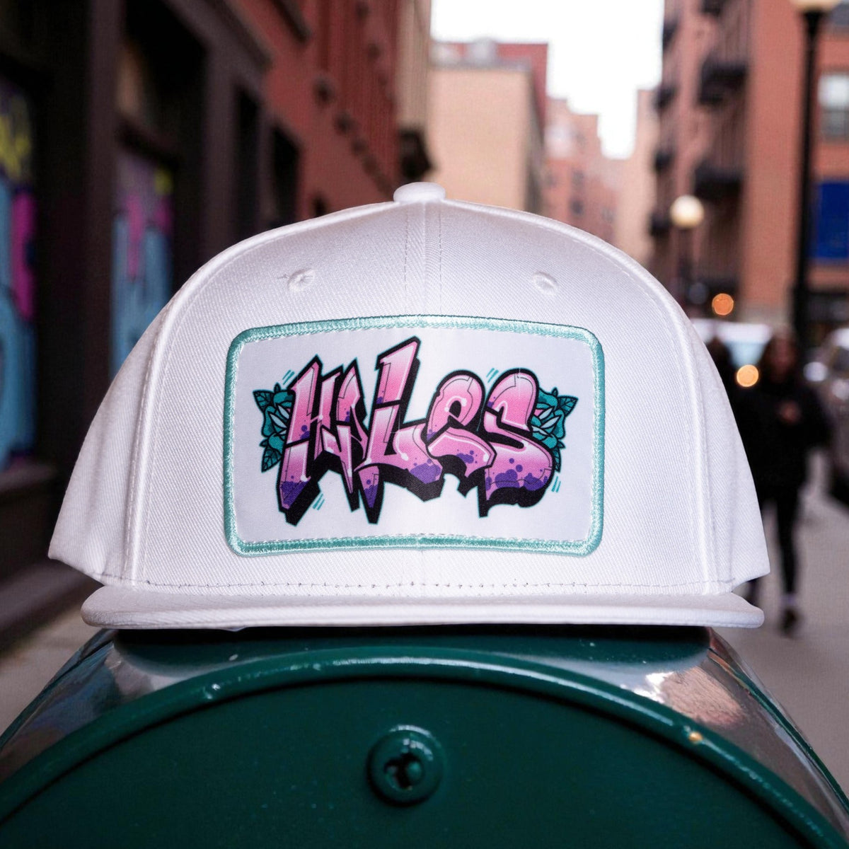 Vandalynn 6-Panel Snapback